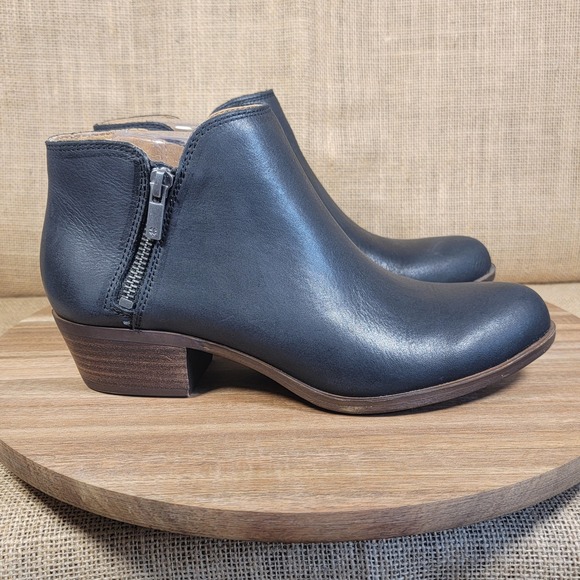 Lucky Brand Burklee Black Leather Ankle Booties Side Zip Women's Size 8.5M - Picture 1 of 10